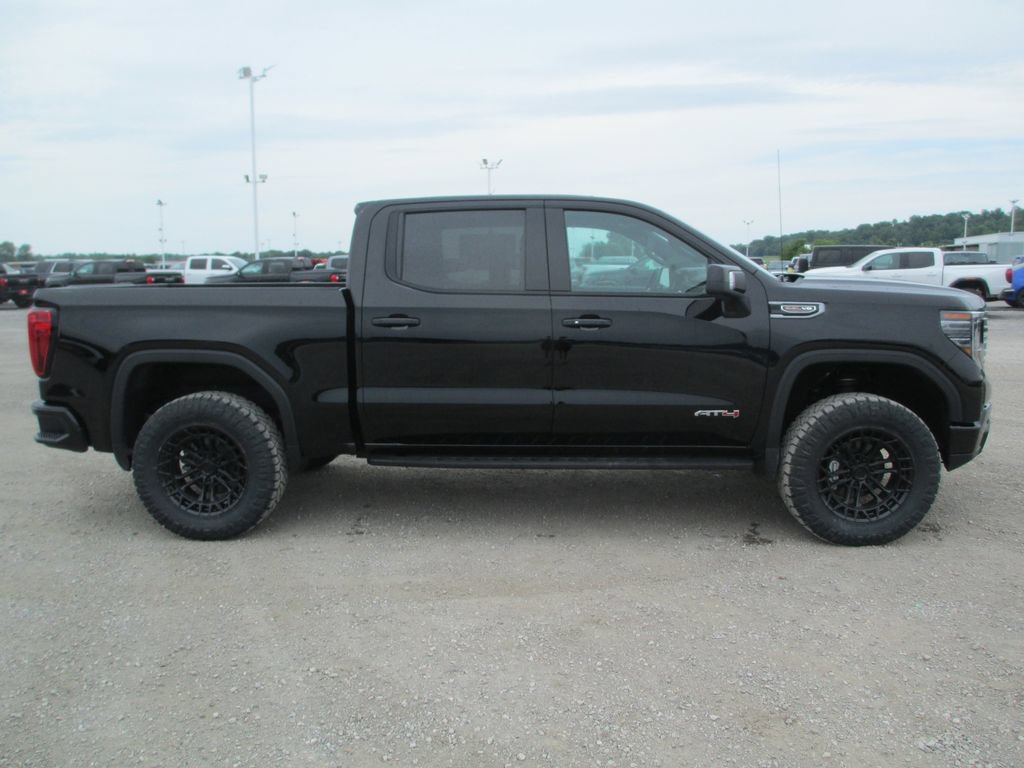 New 2026 GMC Sierra 1500 AT4 AWD/4WD image 3