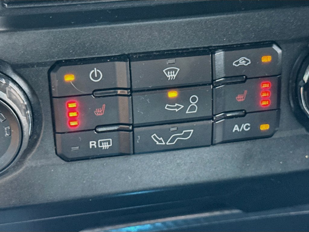 Used 2018 Ford F150 XLT w/ Equipment Group 302A Luxury AWD/4WD image 22