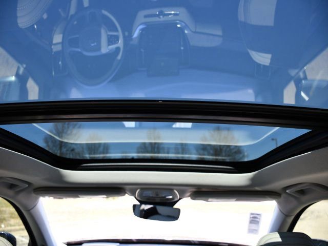 New 2026 Volvo XC90 B6 Ultra w/ Protection Package AWD/4WD image 26