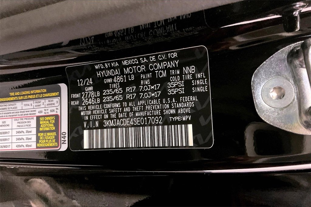 New 2025 Hyundai Tucson SE image 14