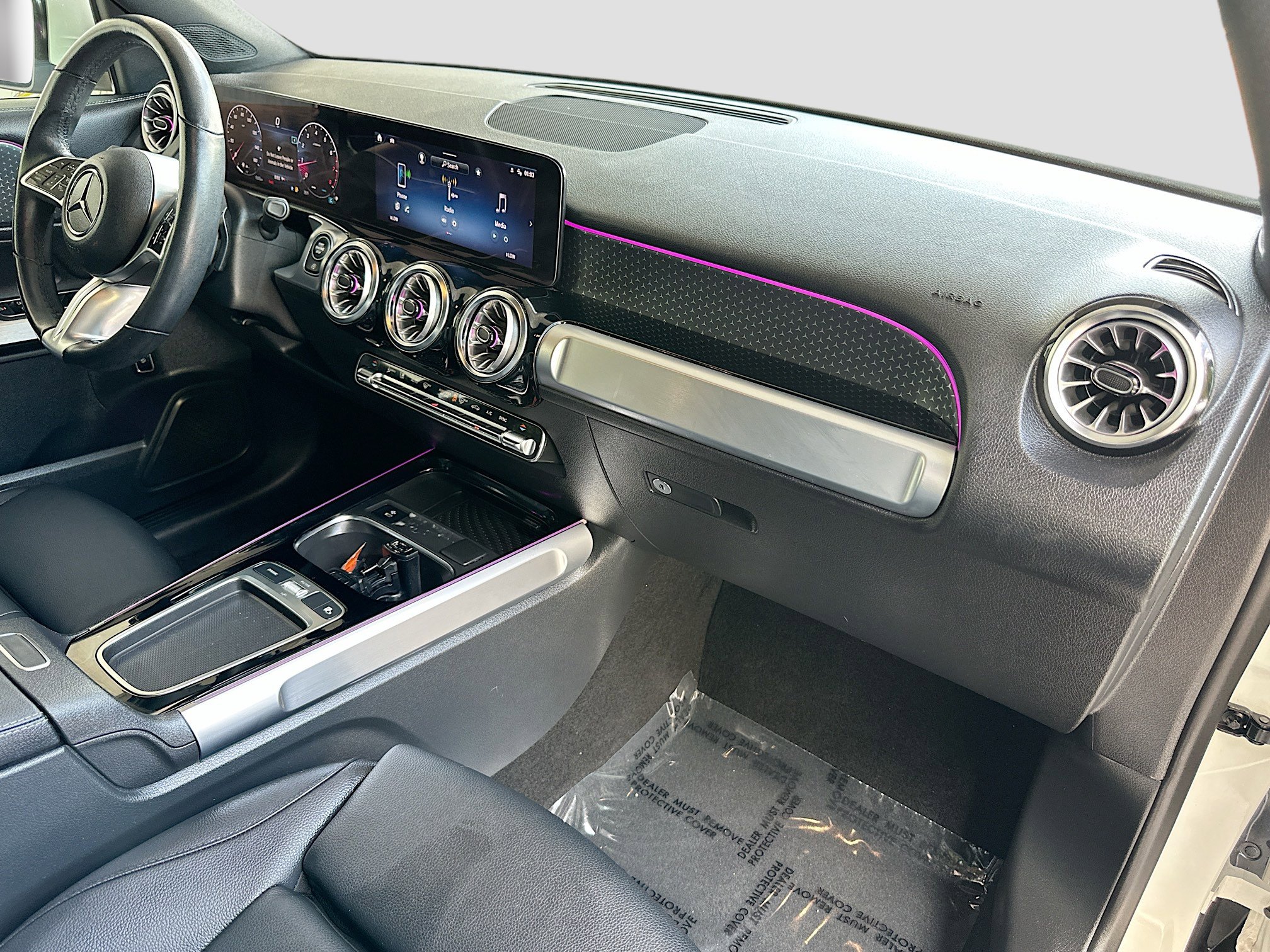 Used 2024 Mercedes-Benz GLB 250 image 28