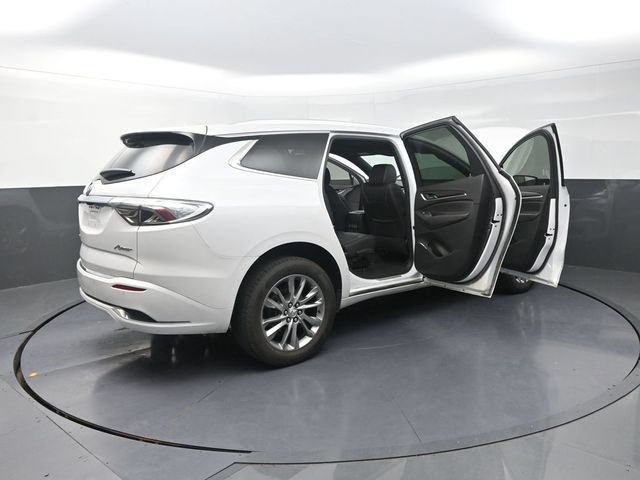 Used 2023 Buick Enclave Avenir w/ Avenir Technology Package AWD/4WD image 37