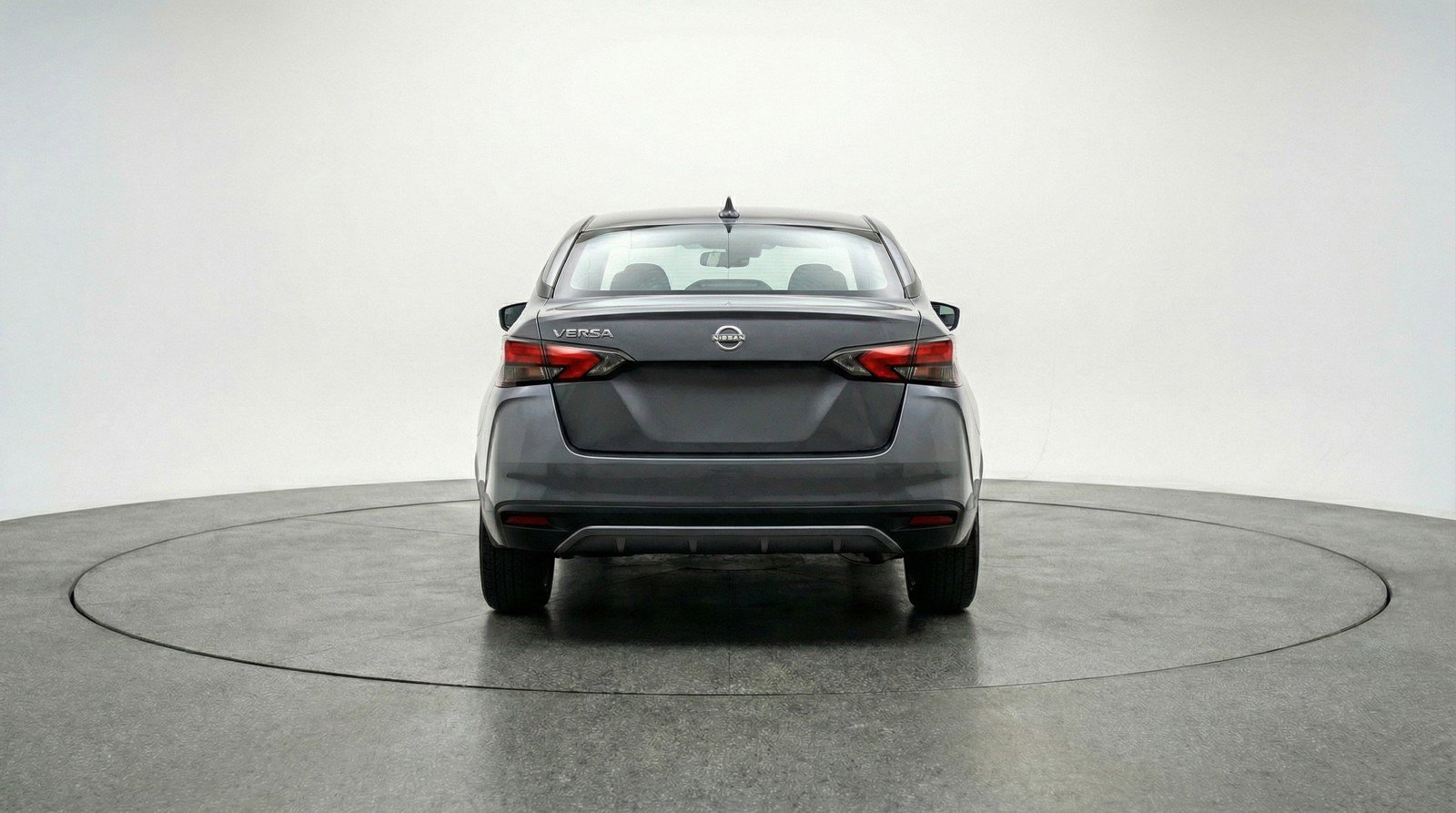 Used 2025 Nissan Versa SV image 7