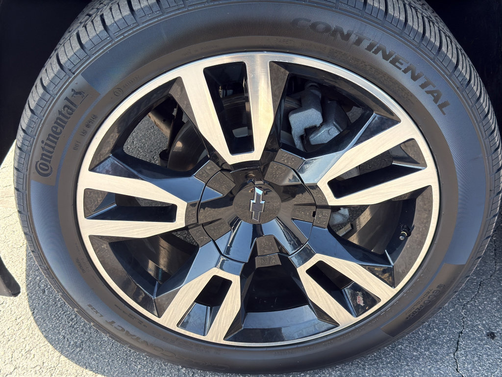 Used 2019 Chevrolet Suburban Premier image 9