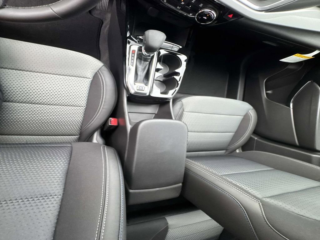 New 2026 Chevrolet Trax LT w/ Driver Confidence Package image 24