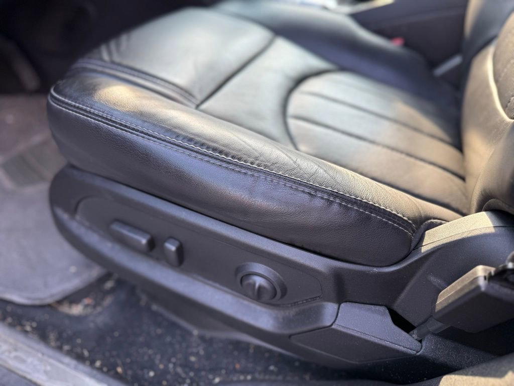 Used 2017 Buick Enclave Premium image 11