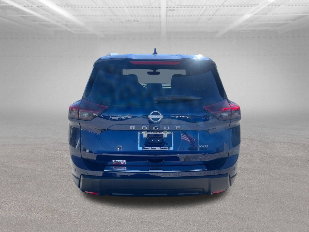 Certified 2026 Nissan Rogue SV w/ SV Premium Package AWD/4WD image 4