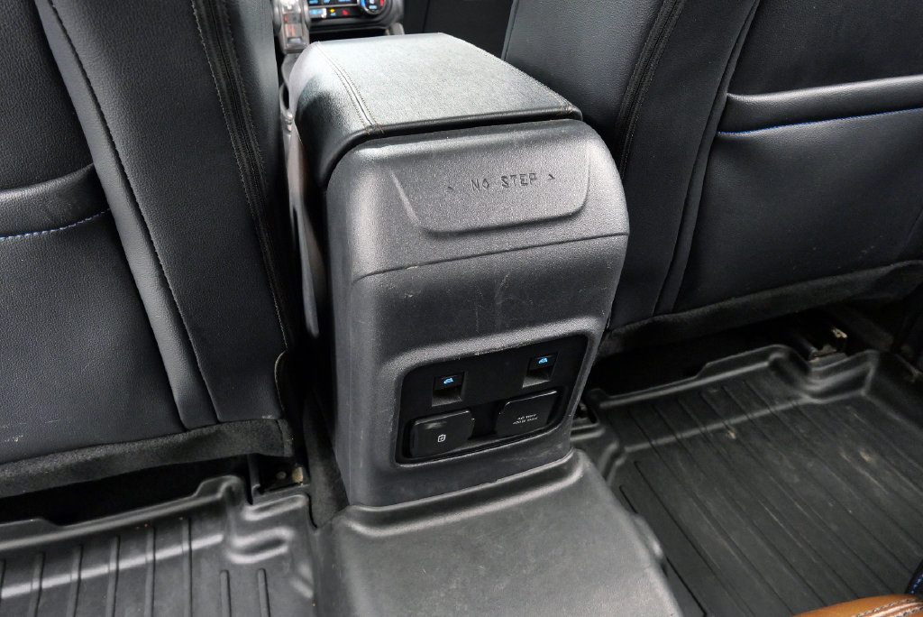Used 2024 Ford Bronco Outer Banks AWD/4WD image 19