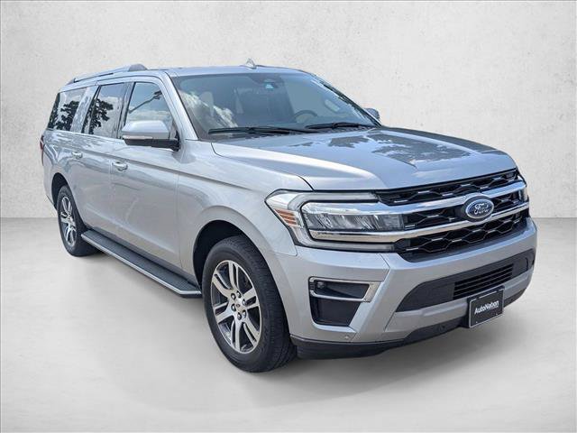 Used 2023 Ford Expedition Max Limited RWD image 3