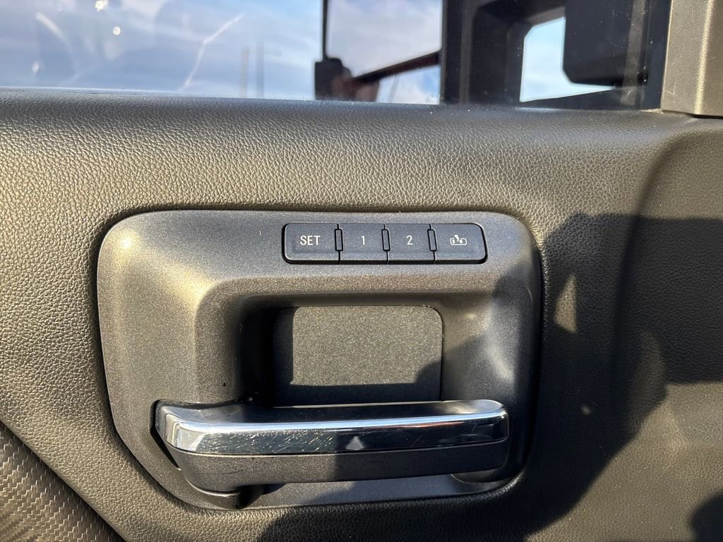 Used 2015 GMC Sierra 1500 SLT image 16