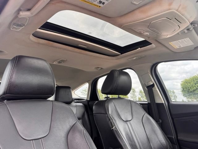 Used 2014 Ford Focus Titanium FWD image 26