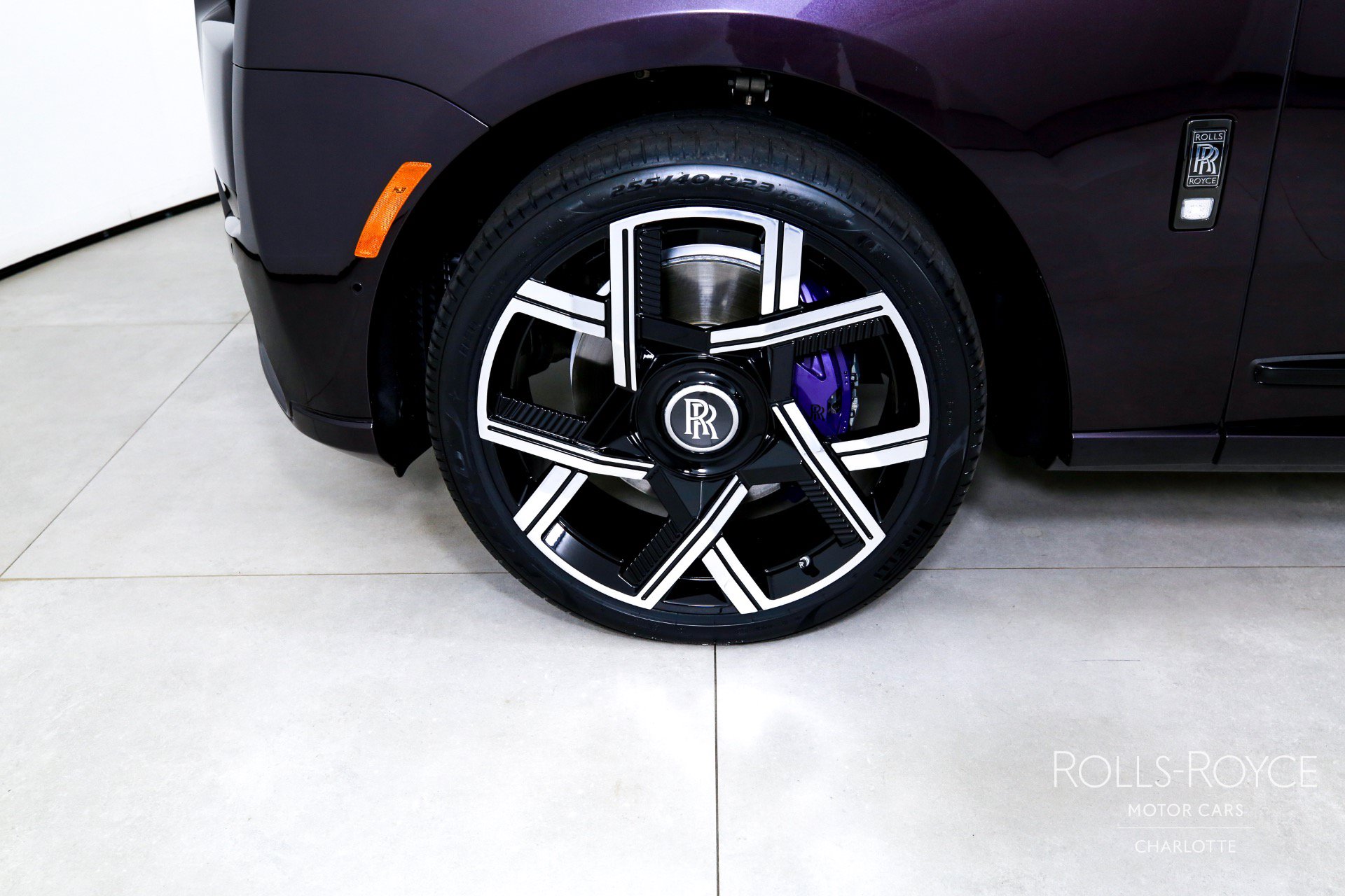 Certified 2025 Rolls-Royce Cullinan Black Badge AWD/4WD image 33