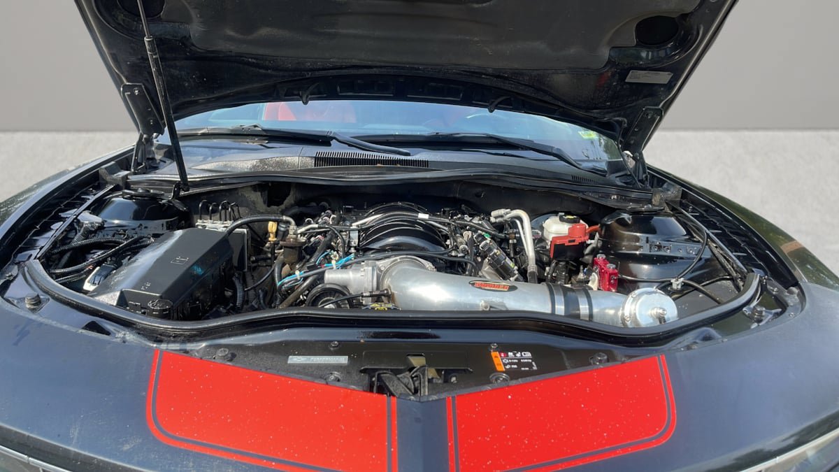 Used 2015 Chevrolet Camaro SS w/ RS Package RWD image 20