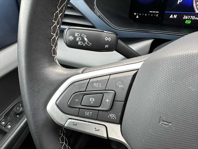 Used 2022 Volkswagen Taos SE image 33