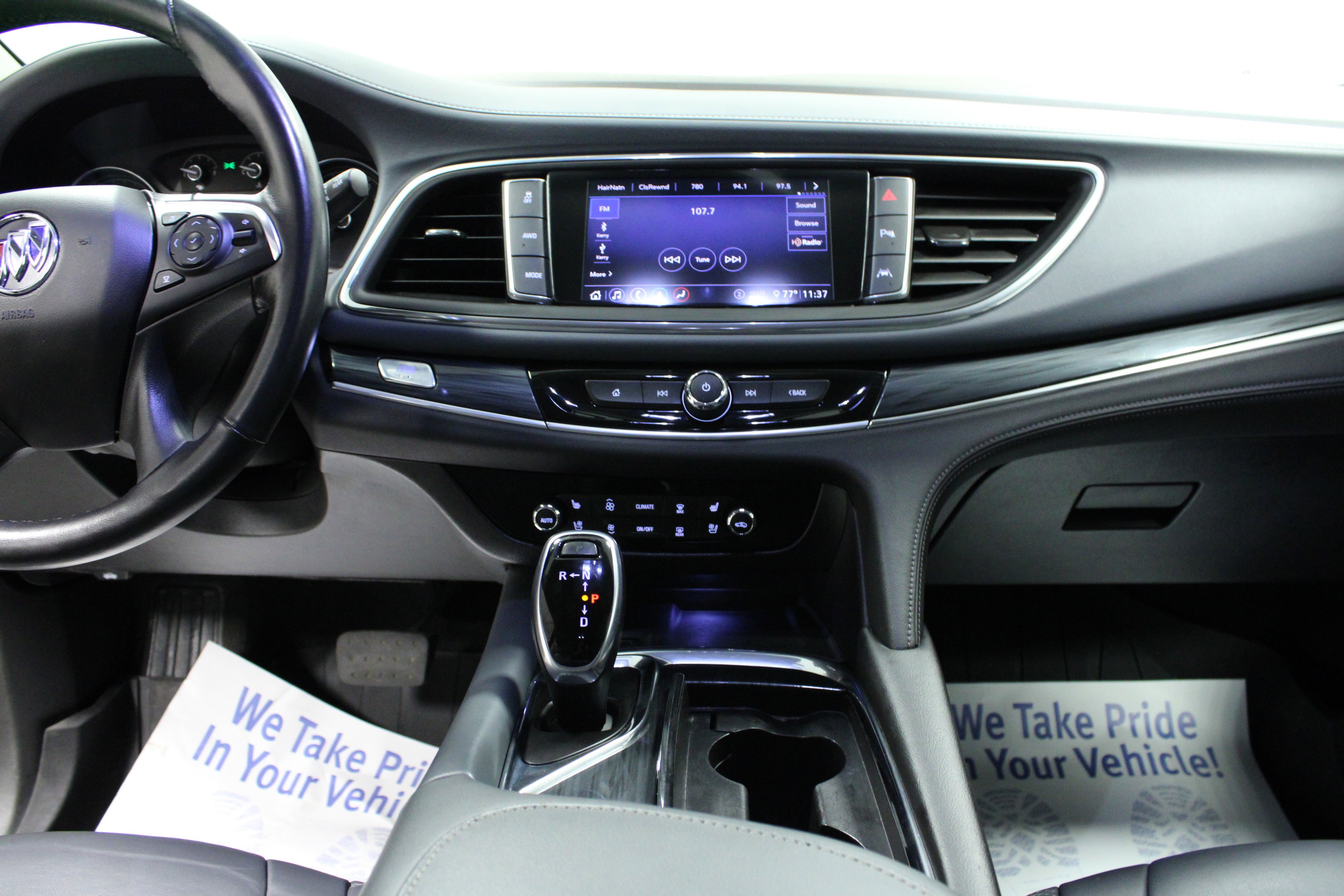 Used 2021 Buick Enclave Premium w/ Sun and Sites Package image 19