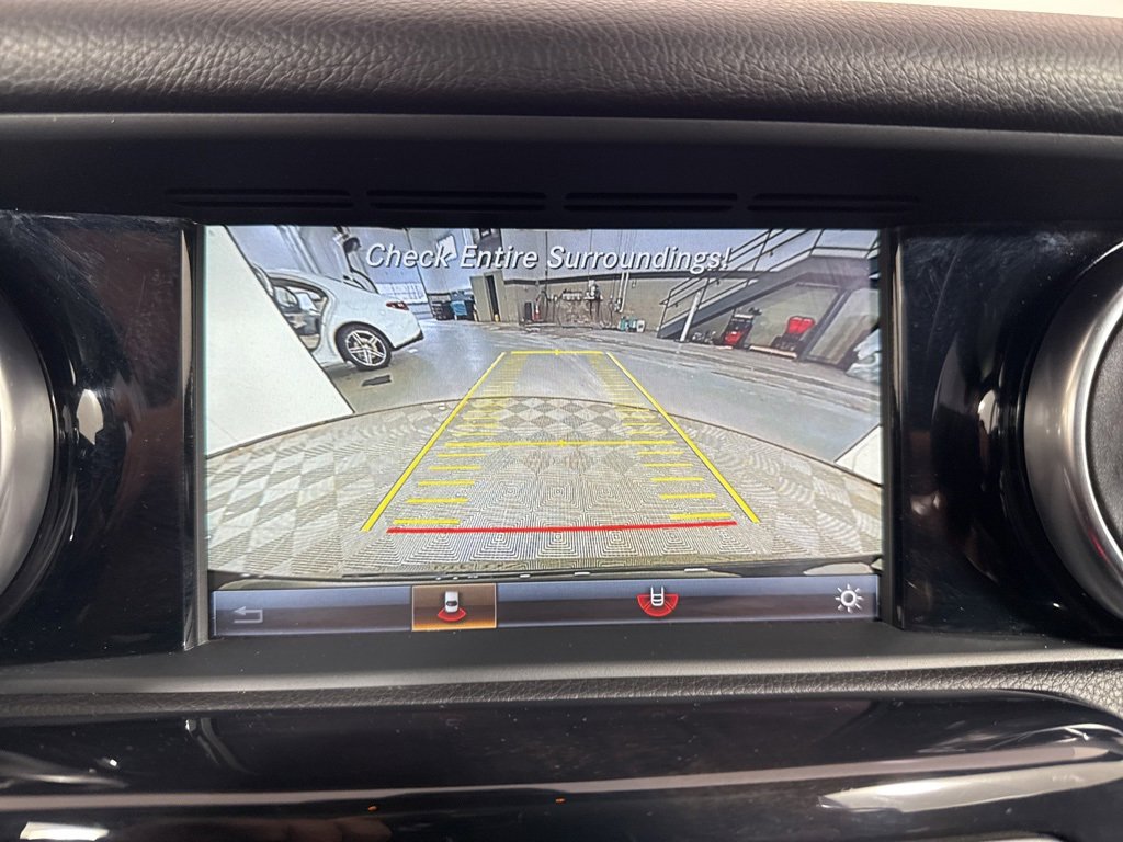 Used 2020 Mercedes-Benz SLC 300 image 28