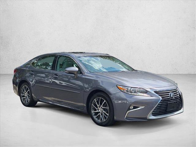 Used 2016 Lexus ES 350 w/ Luxury Package w/Wood Trim FWD image 3
