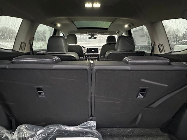 New 2026 Volkswagen Atlas SEL Premium R-Line image 16