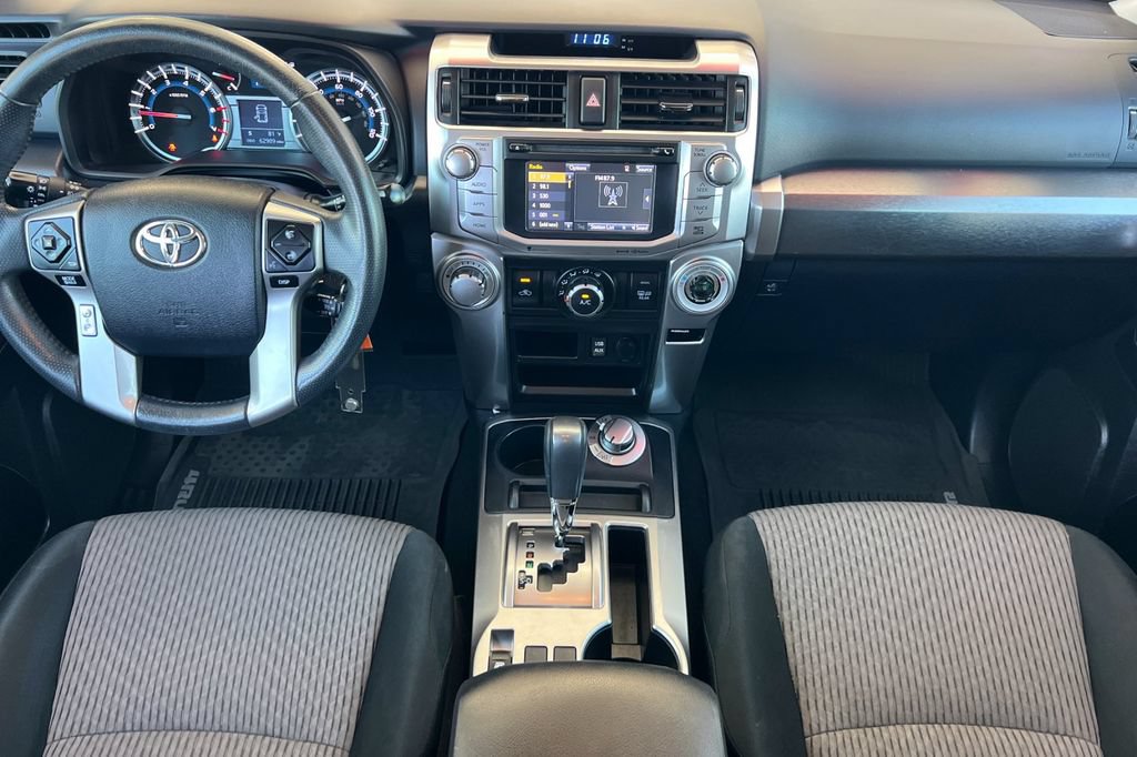 Certified 2018 Toyota 4Runner SR5 AWD/4WD image 15