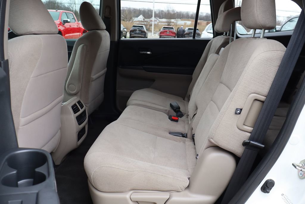 Used 2016 Honda Pilot EX image 32