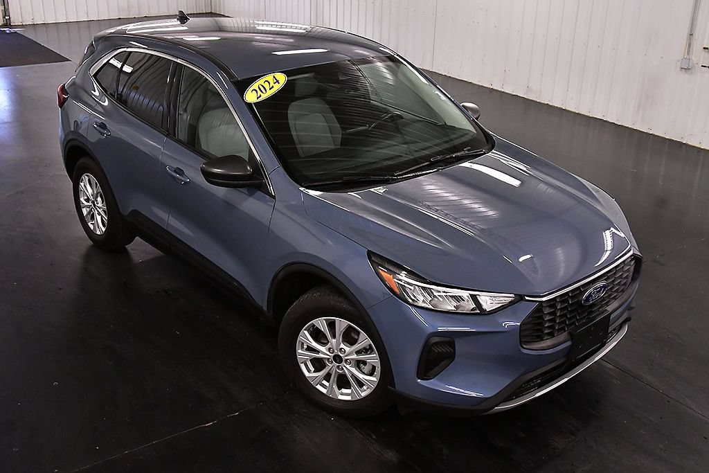 Used 2024 Ford Escape Active AWD/4WD image 14