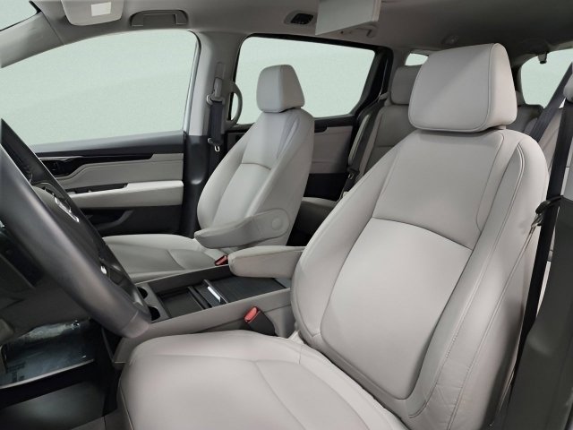 Used 2023 Honda Odyssey Touring image 25