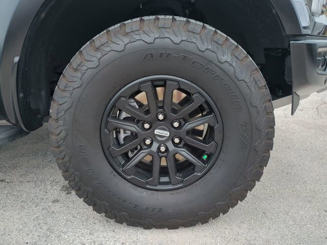 Used 2025 Ford F150 Raptor AWD/4WD image 12
