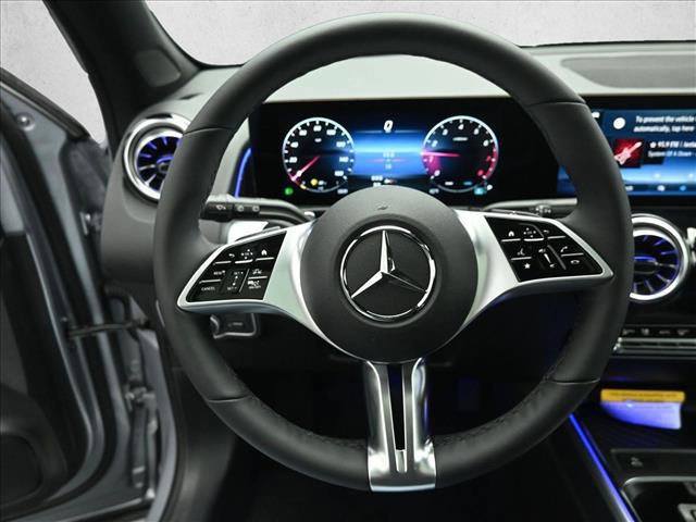 New 2026 Mercedes-Benz GLB 250 4MATIC image 14