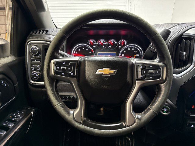 Used 2022 Chevrolet Silverado 2500 LT w/ Convenience Package image 15