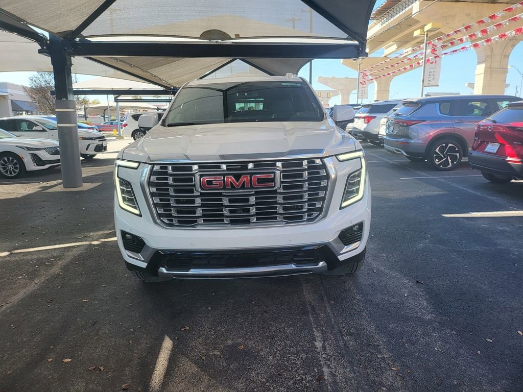 Used 2025 GMC Yukon Denali image 2
