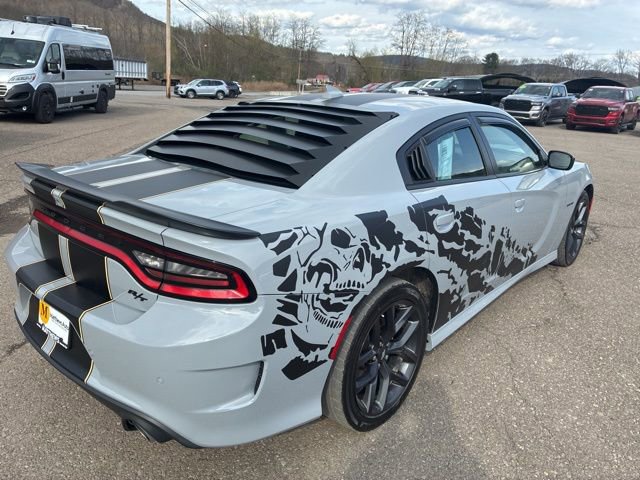 Used 2022 Dodge Charger R/T w/ Blacktop Package image 8