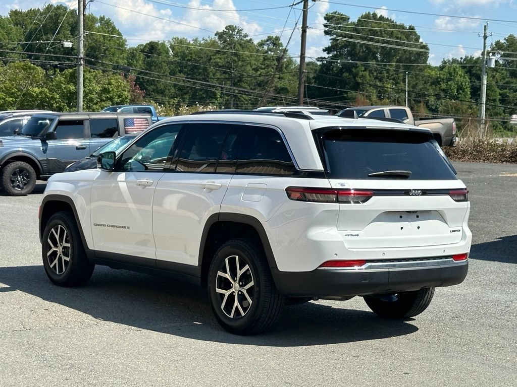 Used 2023 Jeep Grand Cherokee Limited AWD/4WD image 8