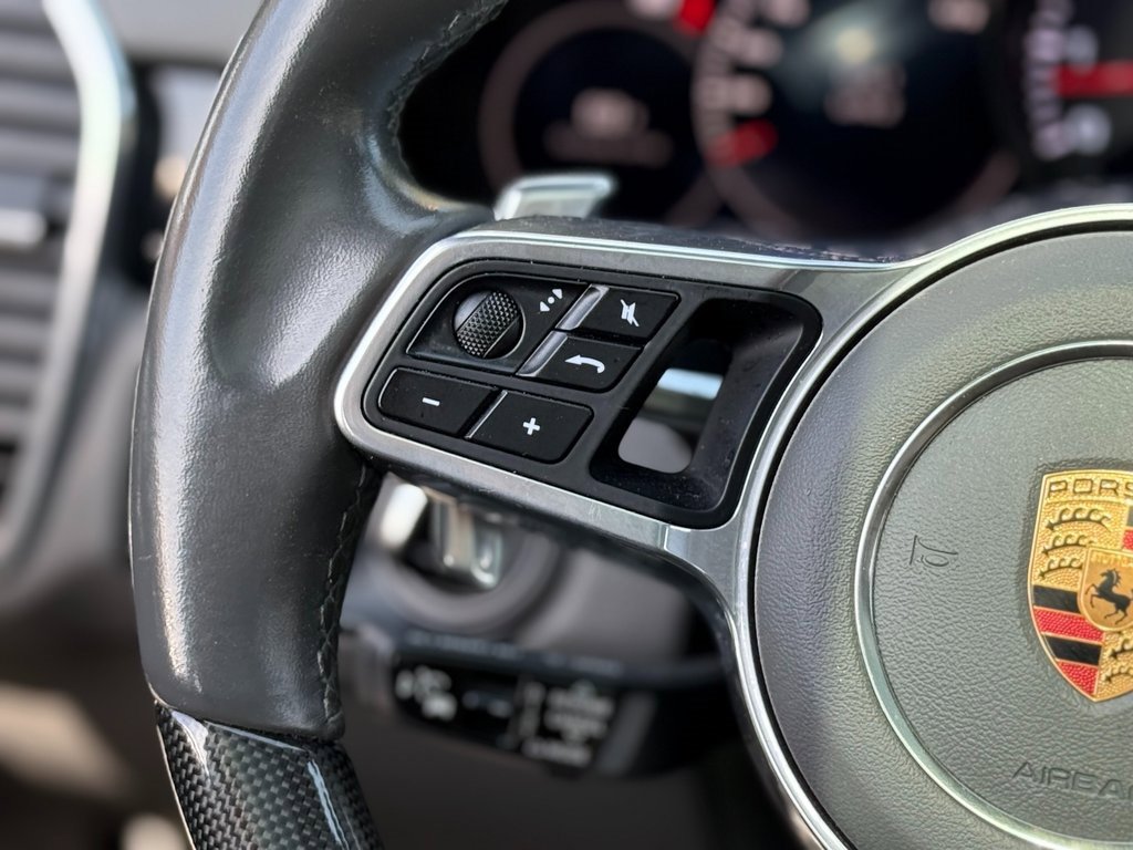 Used 2020 Porsche Cayenne image 42