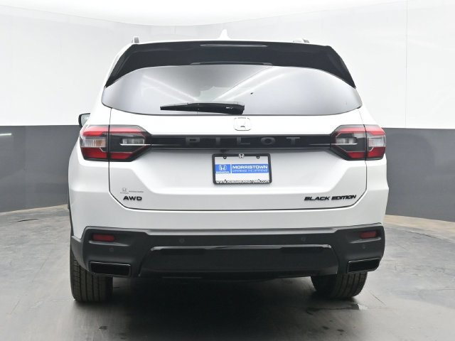 New 2026 Honda Pilot Black Edition image 9