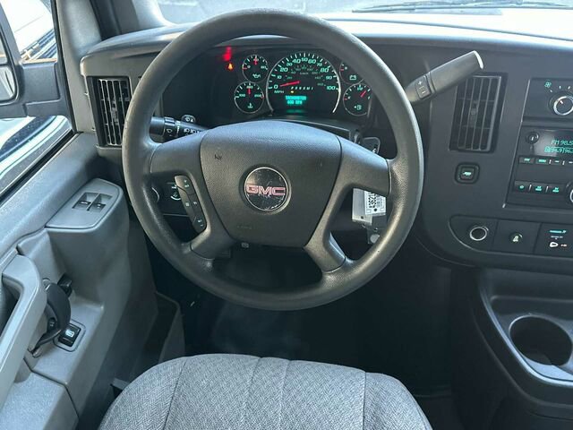 Used 2017 GMC Savana 2500 image 15