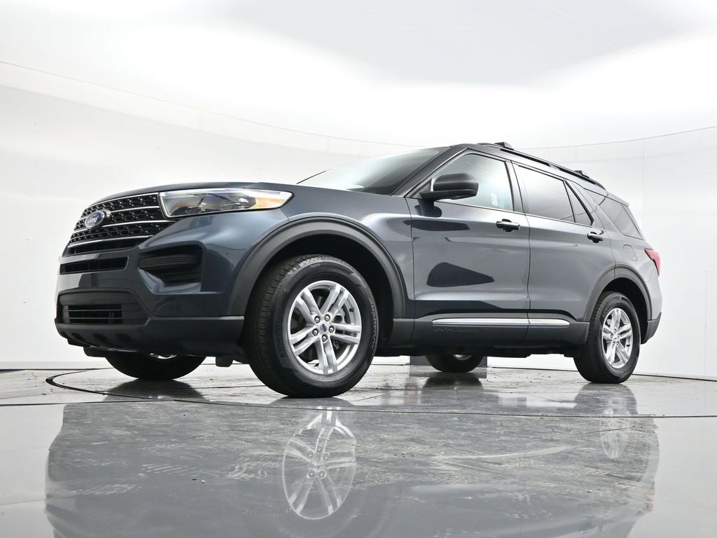 Certified 2022 Ford Explorer XLT w/ Class IV Trailer Tow Package image 50