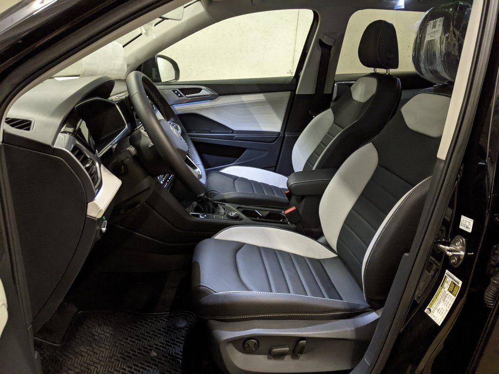 New 2026 Volkswagen Taos SEL AWD/4WD image 11
