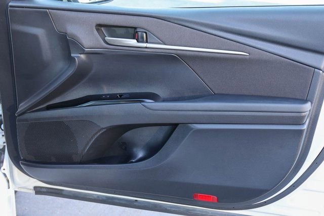 Used 2025 Toyota Camry LE image 14