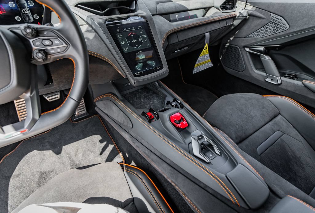 Used 2026 Lamborghini Temerario AWD/4WD image 25