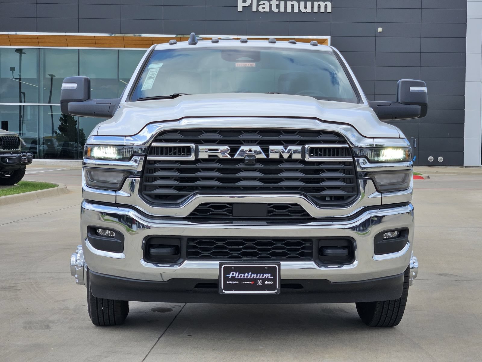 New 2026 RAM 3500 Tradesman w/ Chrome Appearance Group A AWD/4WD image 7