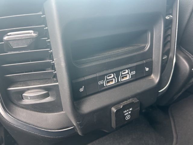 Used 2025 RAM 1500 Laramie image 29