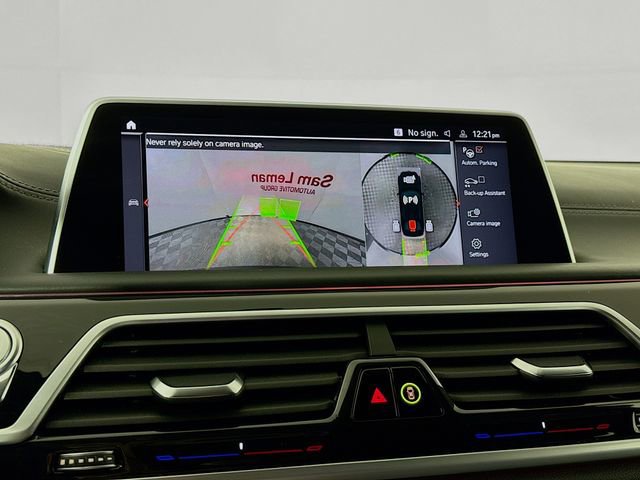 Used 2022 BMW ALPINA B7 xDrive ALPINA B7 xDrive w/ Luxury Rear Seating Package image 14