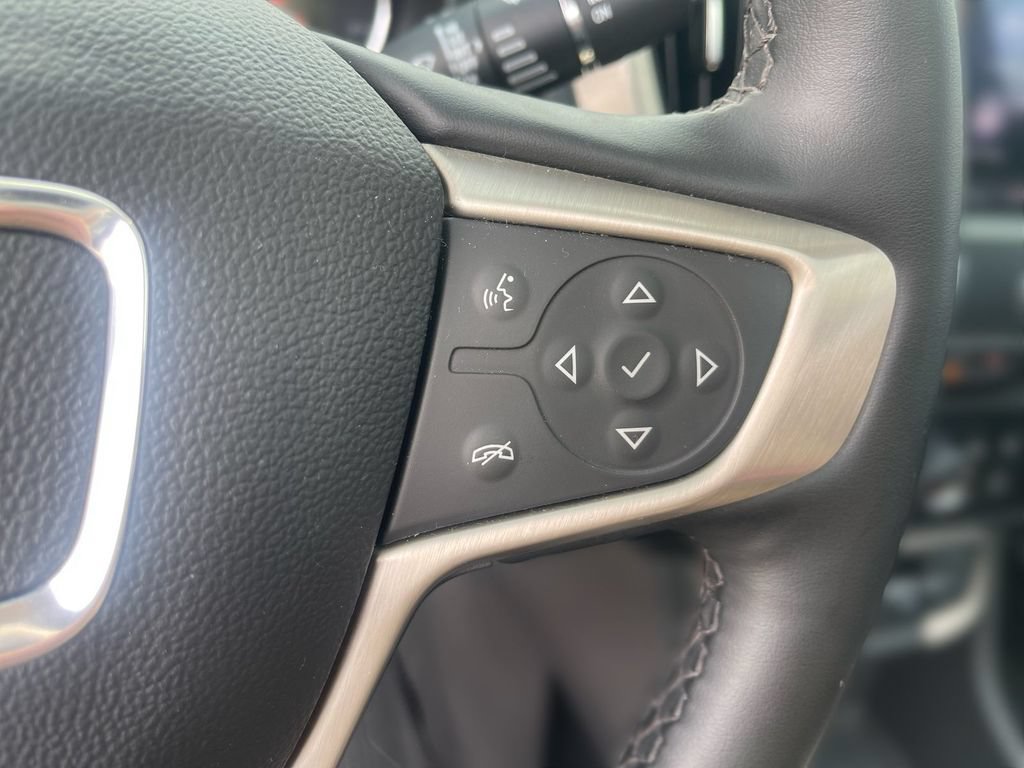 Used 2024 GMC Terrain Denali w/ Black Diamond Edition AWD/4WD image 22
