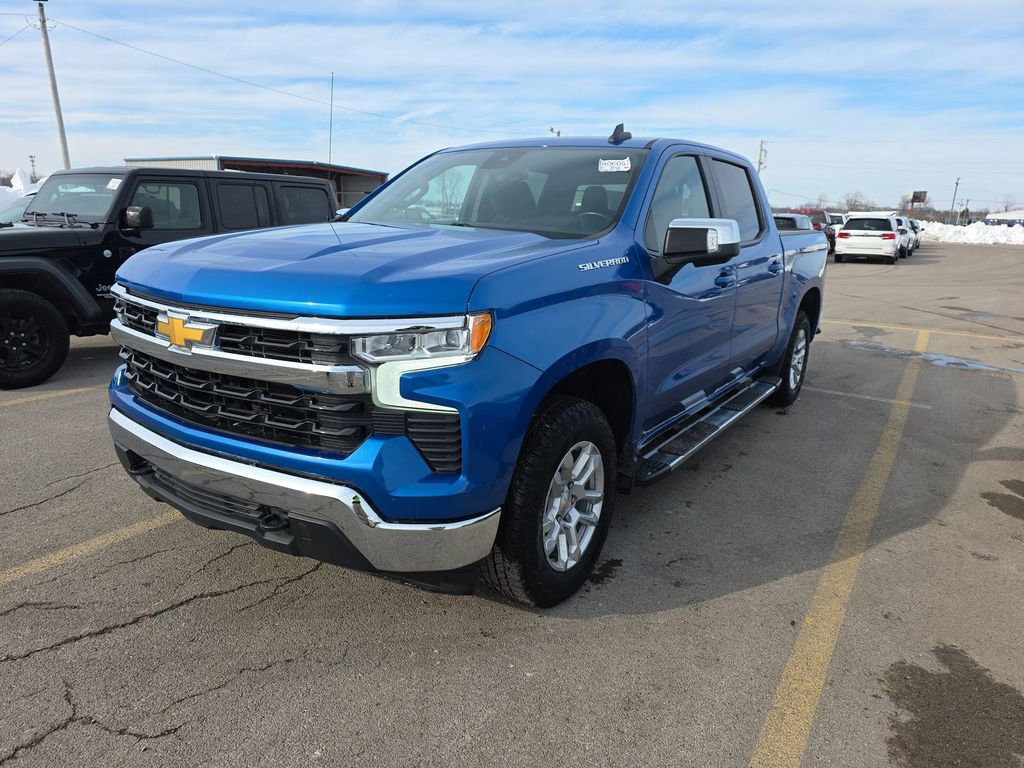 Used 2023 Chevrolet Silverado 1500 LT w/ Max Trailering Package image 3