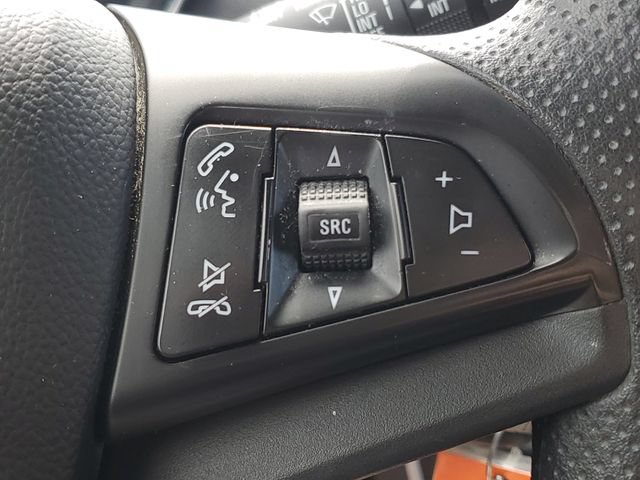 Used 2020 Chevrolet Trax LT FWD image 12