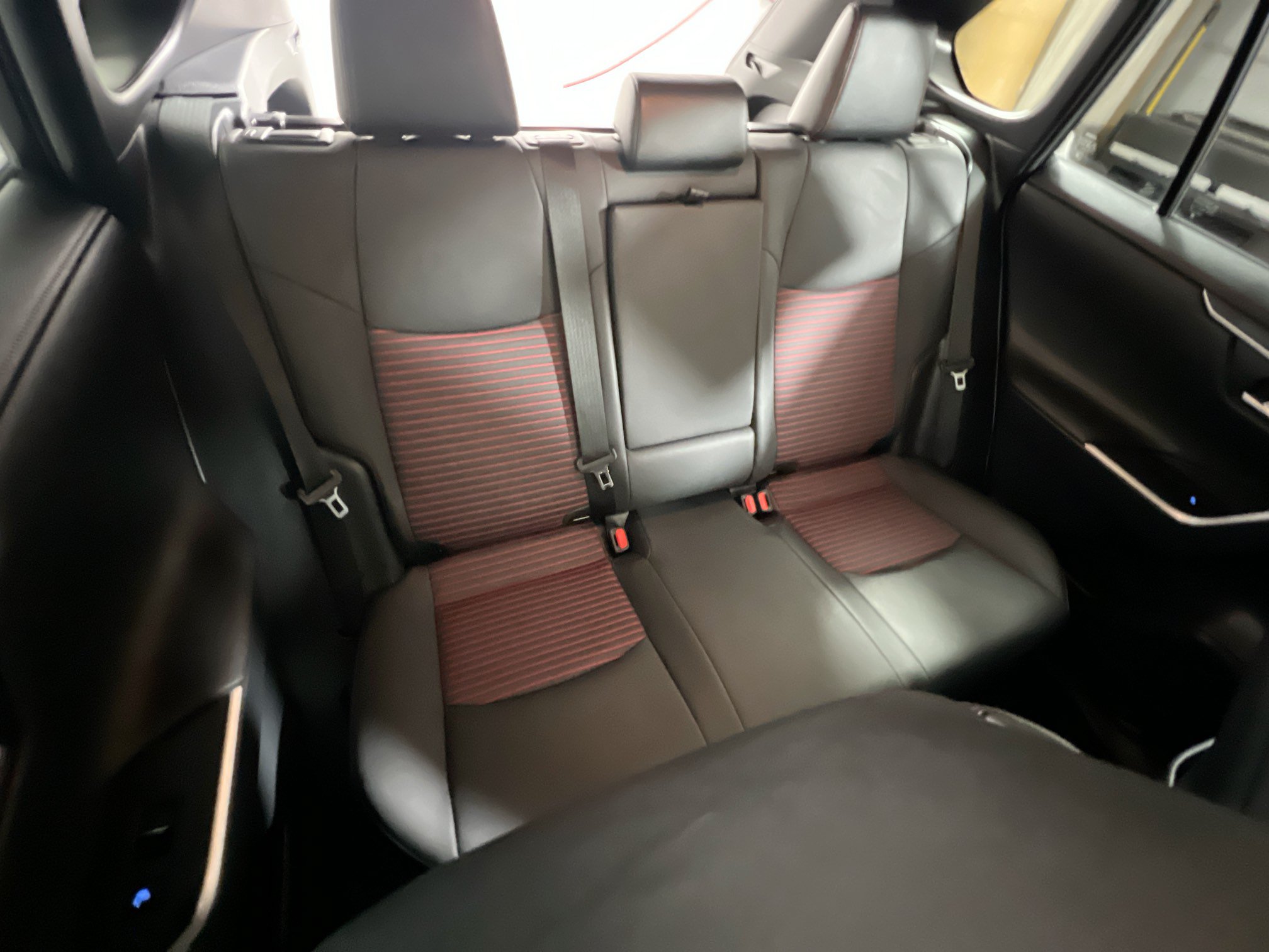 Used 2021 Toyota RAV4 XSE w/ Weather Package AWD/4WD image 33