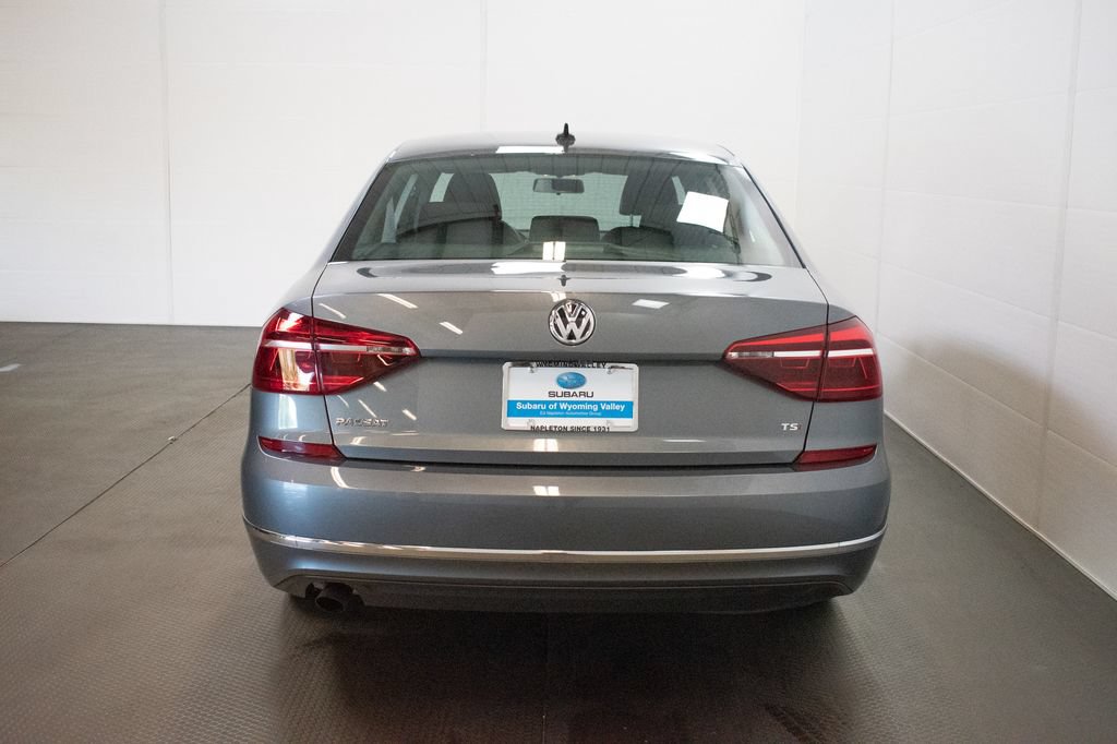 Used 2019 Volkswagen Passat 2.0T Wolfsburg FWD image 5