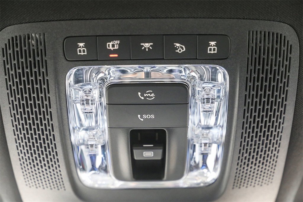 New 2025 Mercedes-Benz GLB 35 AMG 4MATIC image 19