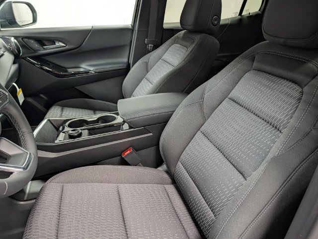 New 2027 Chevrolet Equinox LT FWD image 9
