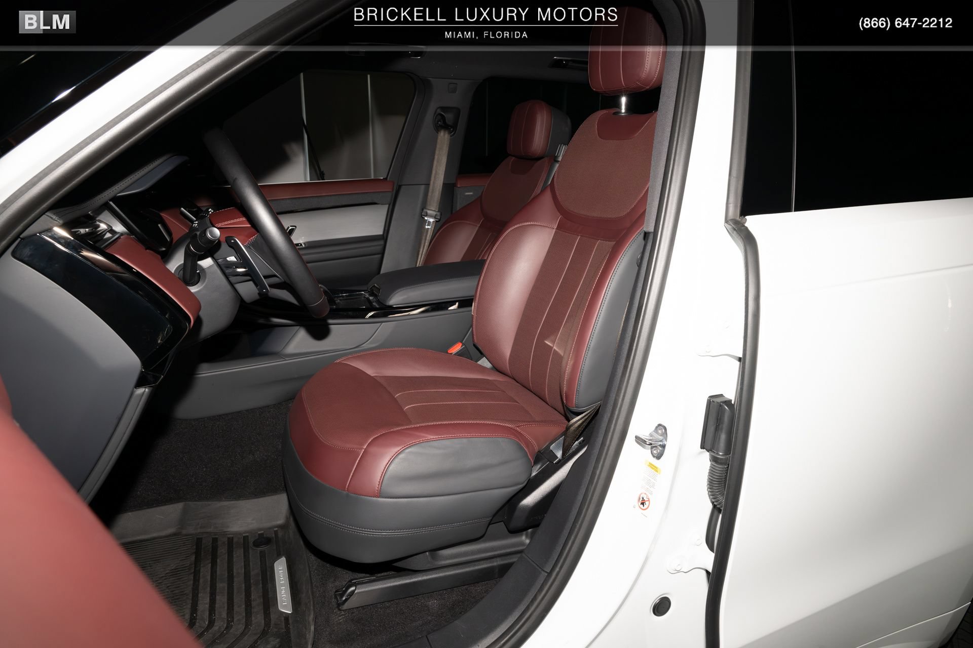 Used 2023 Land Rover Range Rover Sport SE Dynamic AWD/4WD image 7